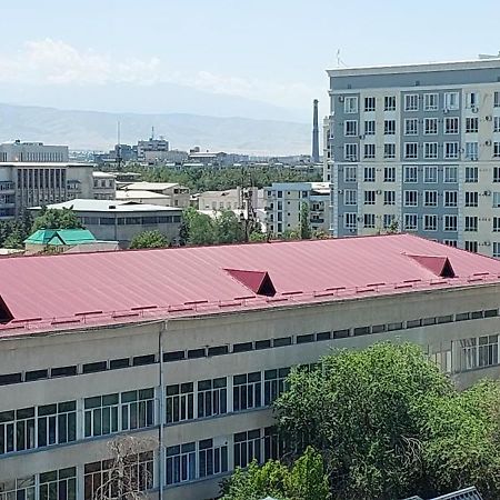 White Apartment With Panoramic View In The Center บิชเคก ภายนอก รูปภาพ