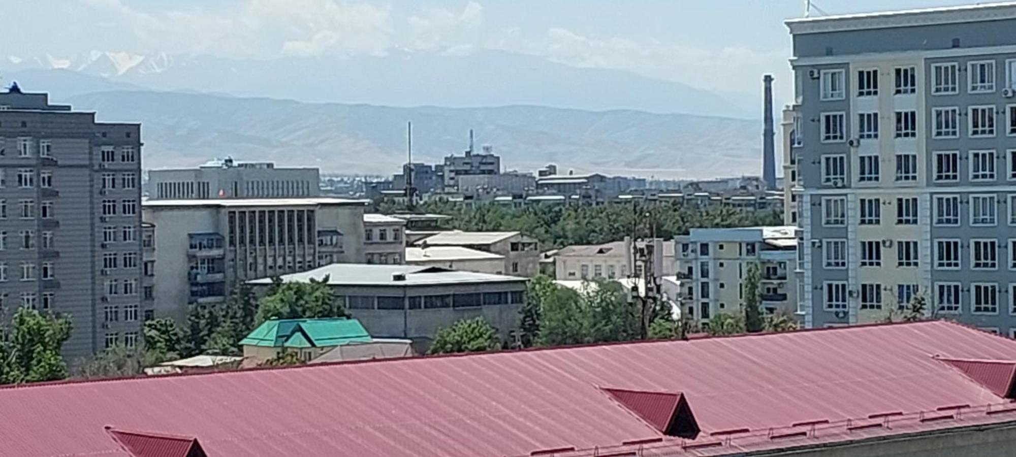 White Apartment With Panoramic View In The Center บิชเคก ภายนอก รูปภาพ