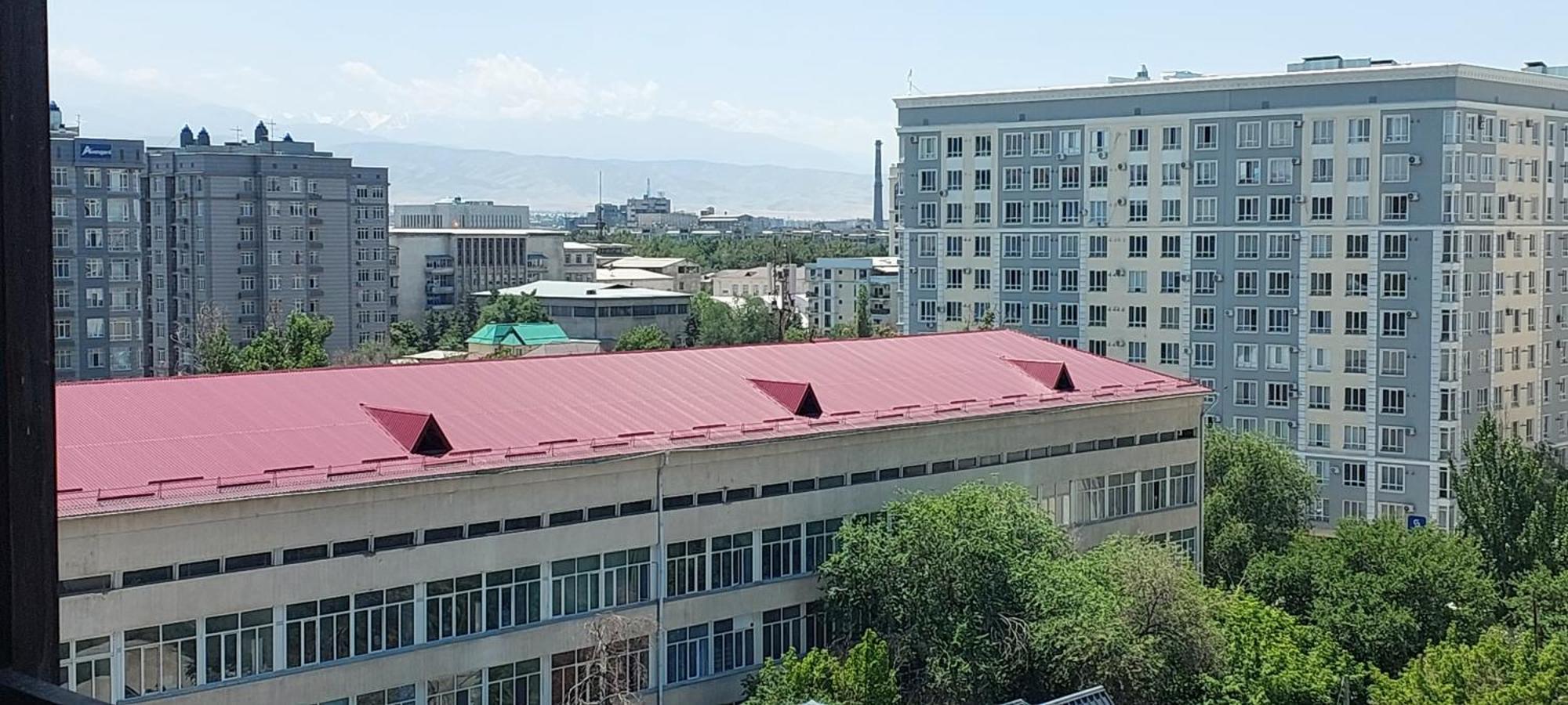 White Apartment With Panoramic View In The Center บิชเคก ภายนอก รูปภาพ